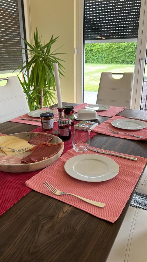 Schoenes Privatzimmer Region Hannover Шпринге Экстерьер фото